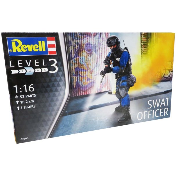 Revell Us Swat officer