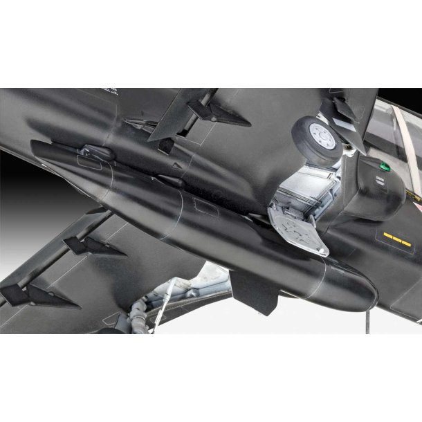 Revell BAe Hawk T2
