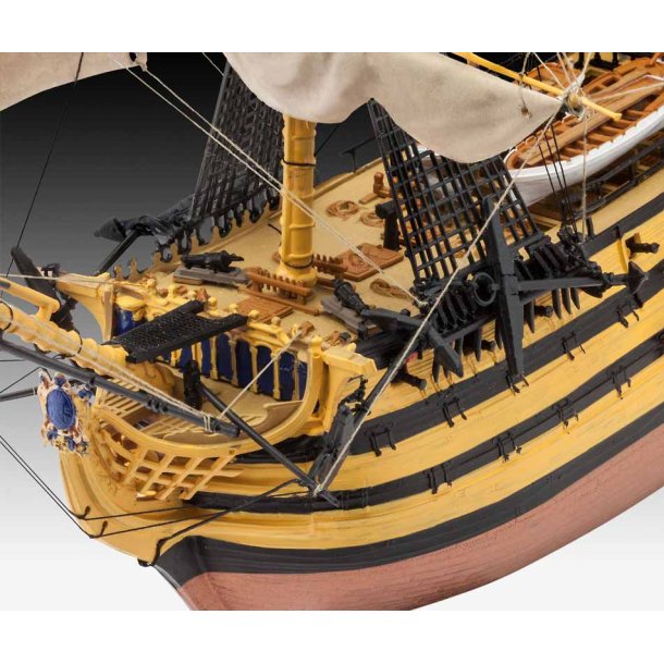 Revell HMS Victory 1:225 - Med lim og maling