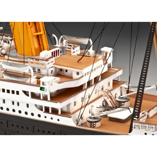 Revell R.M.S Titanic 100 rs udgave