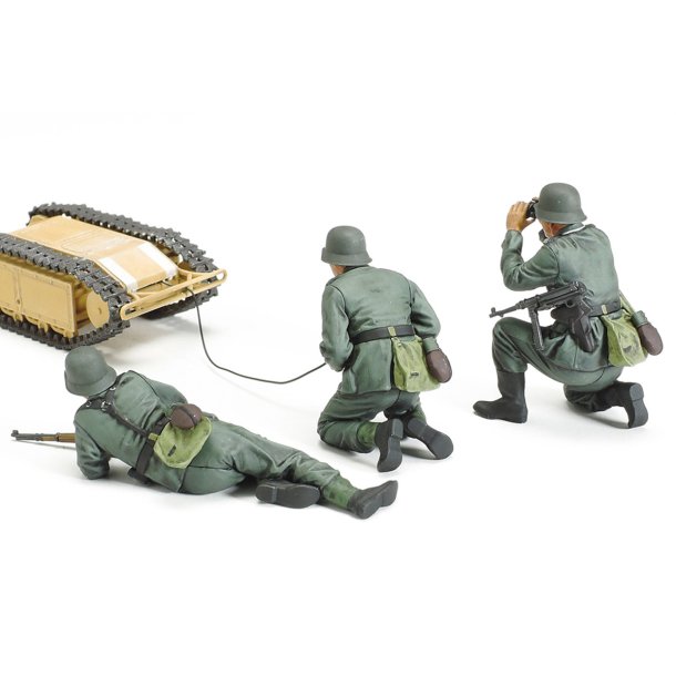 Tamiya German Assult Pioneer Team