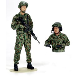 Tamiya Japan Ground Self Defense Force Tank Crew set modellfigur