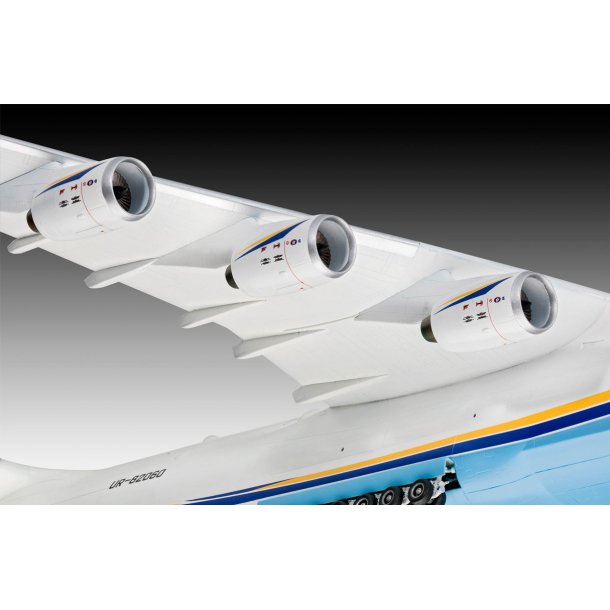 Revell Antonov AN-225 Mrija "Fan model of the year" modelfly