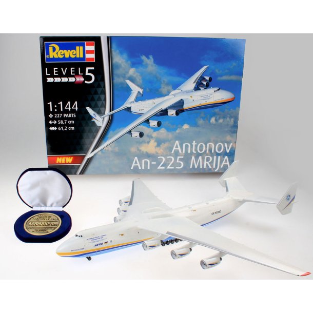 Revell Antonov AN-225 Mrija "Fan model of the year" modelfly