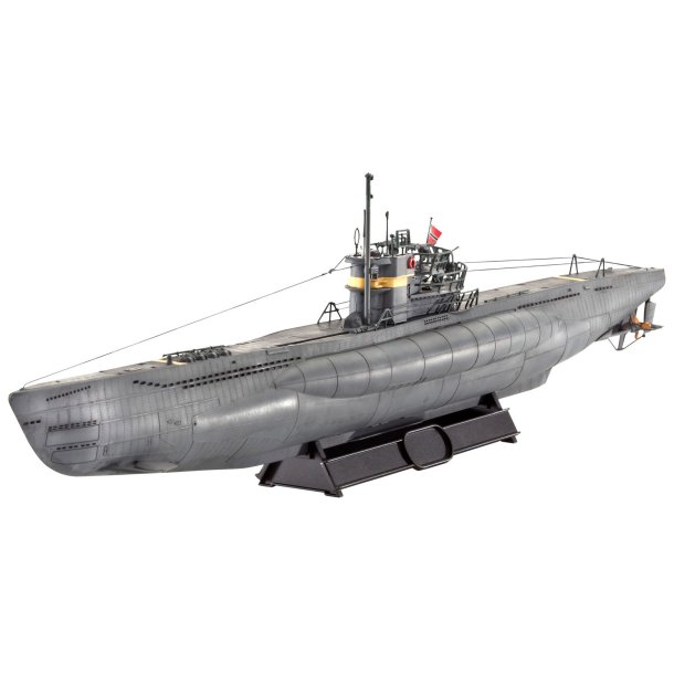 Revell Submarine Type VII C/41 model ubd