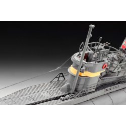 Revell Submarine Type VII C/41 model ubd