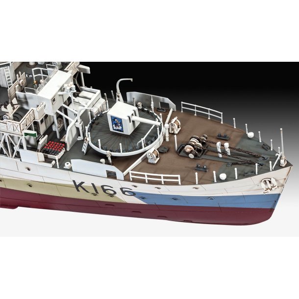 Revell HMCS Snowberry modelskib