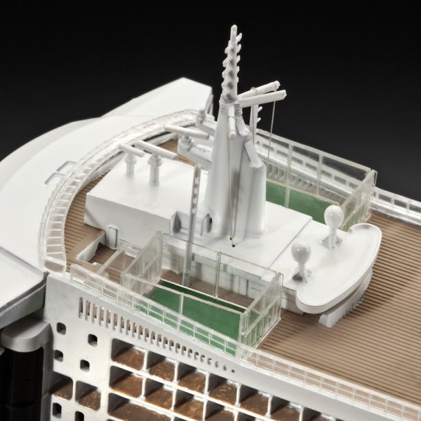 Revell Queen Mary II modelskib