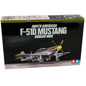 Tamiya nordamerikanska F-51D Mustang modellflygplan