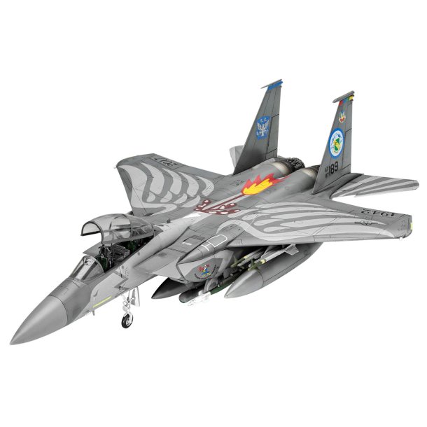 Revell F-15E Strike Eagle modelfly - Med lim og maling