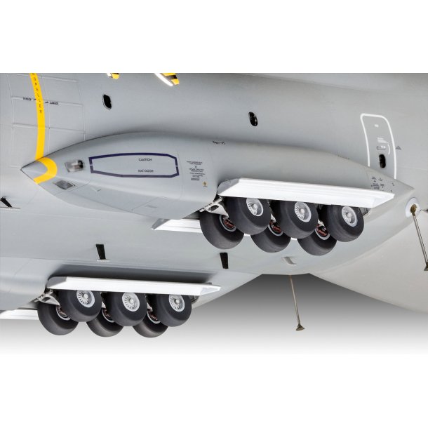 Revell Airbus A400M Atlas "RAF modelfly