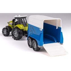 Bull traktor med hestetrailer